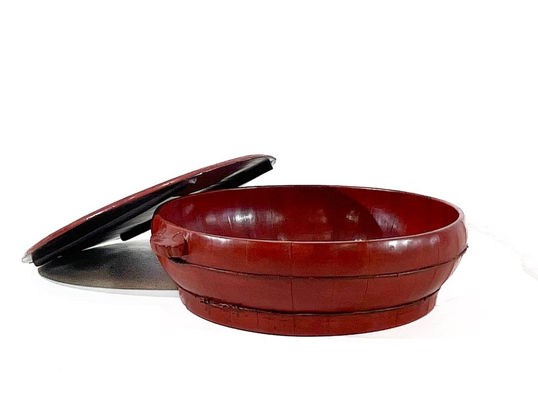 Recipiente con tapa para alimentos. - Imagen 2