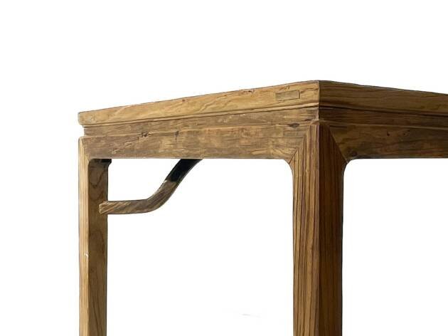 <a href="https://bidadari.es/product/mesa-de-comedor-pata-de-caballo/">Mesa de comedor pata de caballo.</a>